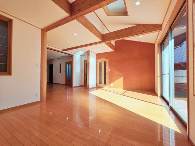 【居間・リビング】 | 知多市八幡