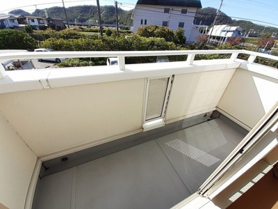 【バルコニー】 | ラフレシールＨ | バルコニーがあります