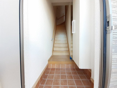 【玄関】 | ラフレシールＨ | シンプルで使いやすい玄関です