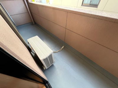 【その他】 | フィールドヴィレッジ | 間口が広く洗濯物も干しやすいベランダ