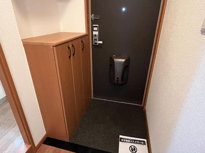 【玄関】 | フィールドヴィレッジ | 吊り戸付きカウンター下駄箱