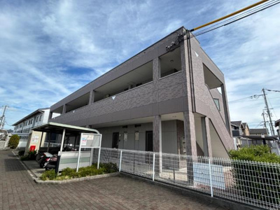 【外観】 | プリムローズ | 外観写真（昼）