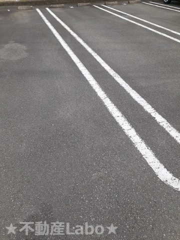 プランタンの駐車場