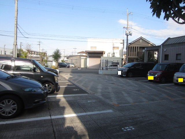 【駐車場】