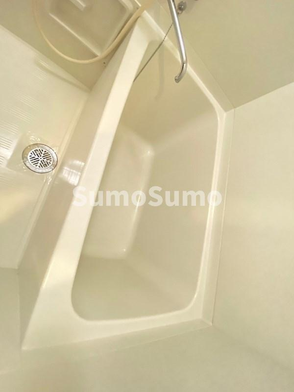 ジェイド博多の浴室