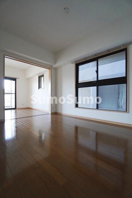 ジェイド博多の居間・リビング