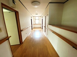 【その他共用部分】 | 桐山寮 | 共用の廊下です。