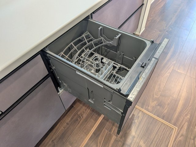 八王子市　散田町　新築一戸建て　２期のキッチン|～食洗機つき　食事後の洗い物はお任せ、節水・時短でメリットたくさん～