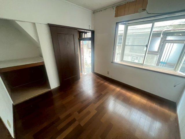 山手戸建の寝室