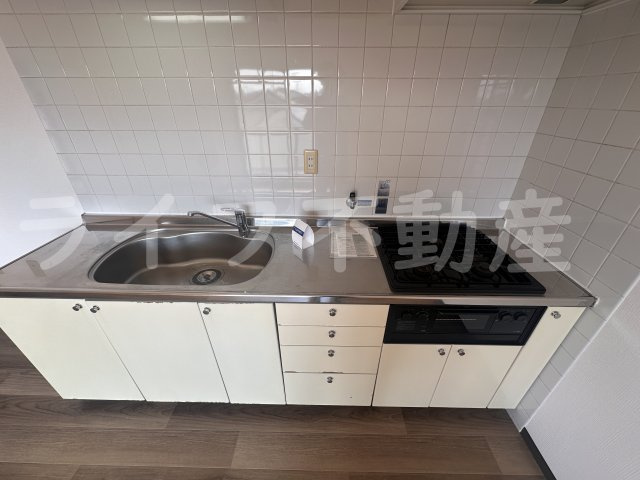 シンフォニーレジデンス石切のキッチン|きれいなキッチンです