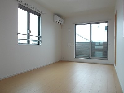 【居間・リビング】 | プラシード・セレノ・カーサ | ゆったりとしたリビングです