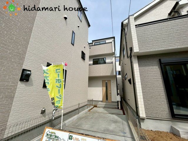 見沼区東大宮6丁目68　新築戸建　ハートフルAの駐車場