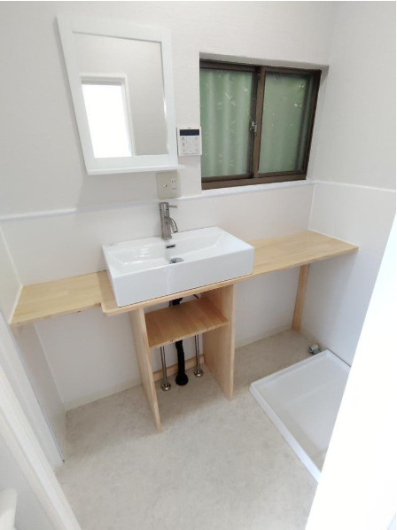 東大阪市東石切町６丁目　中古戸建の独立洗面台