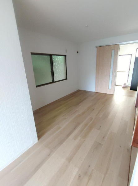 東大阪市東石切町６丁目　中古戸建の洋室