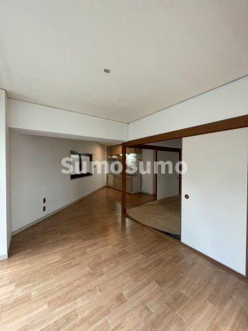 レジデンス高宮の居間・リビング