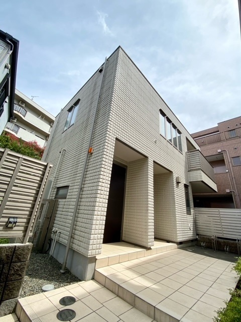 Ｄｅｎ－ｅｎ　Ｈａｕｓ