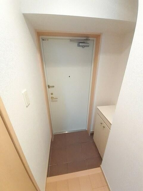 ＡＱＵＡ　ＧＡＲＤＥＮ今戸の玄関