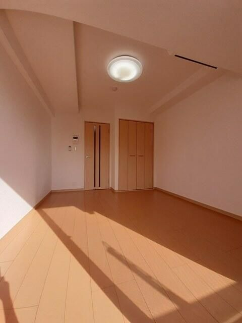 ＡＱＵＡ　ＧＡＲＤＥＮ今戸の洋室