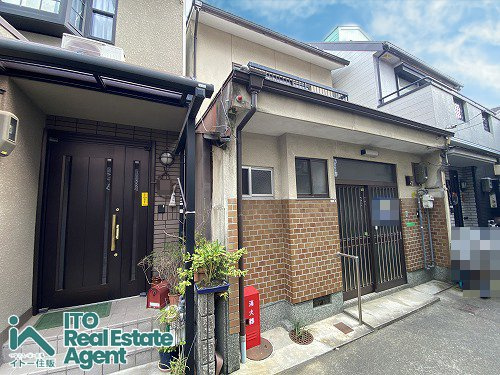 上・三助町 中古戸建の外観