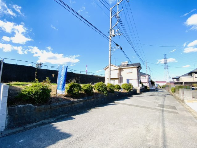 八街市文違の前面道路含む現地写真