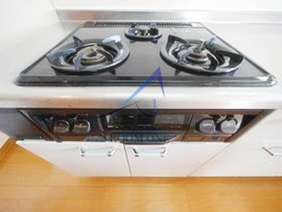 ルネ　シェスタ