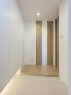  | 玄関には人感センサー付きライ… 