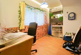  | 窓も大きく明るい洋室！ 