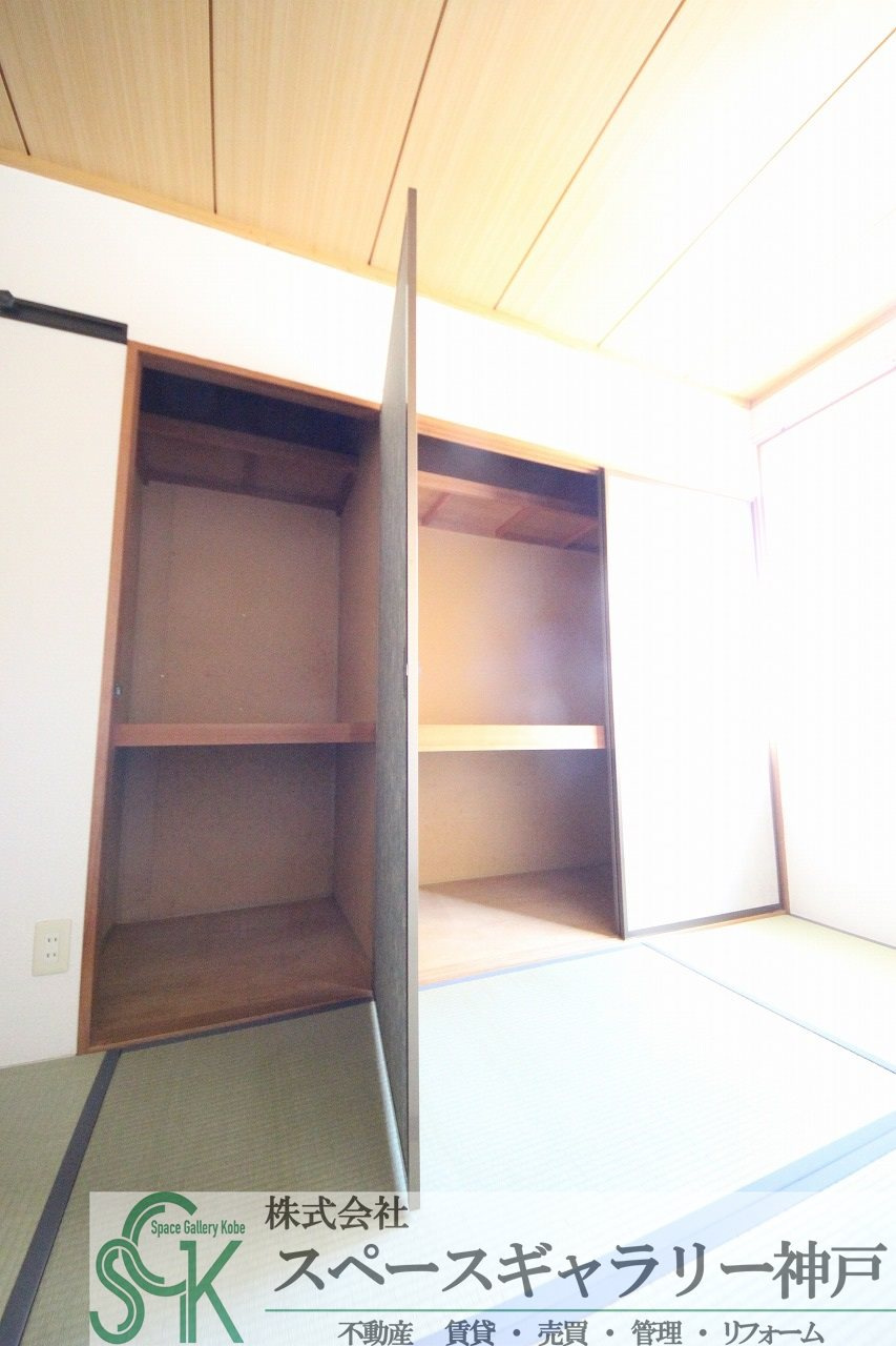 魚住Sハイツ35の収納