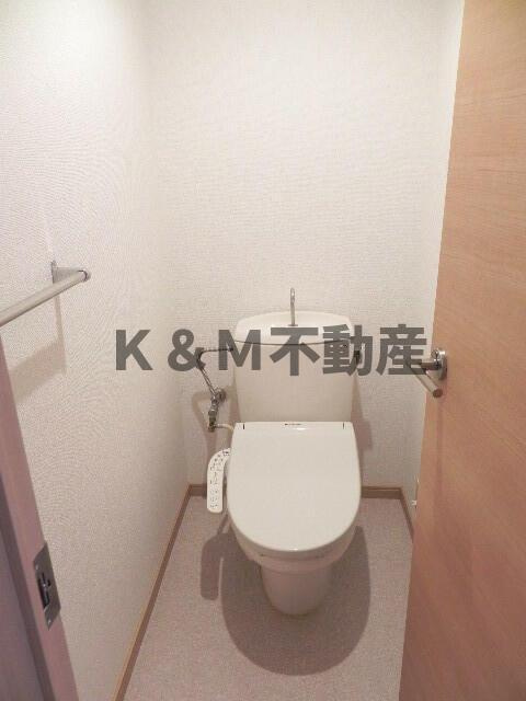 グランドール柏のトイレ|落ち着いたトイレです