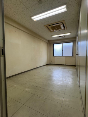 【内装】 | 信貴ケ丘1丁目倉庫付き事務所