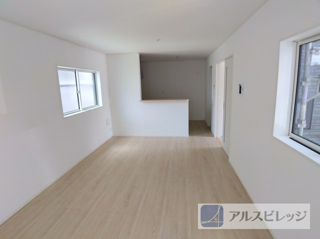 新築/立川市砂川町１丁目　第２４全１棟の居間・リビング|2026年5月撮影