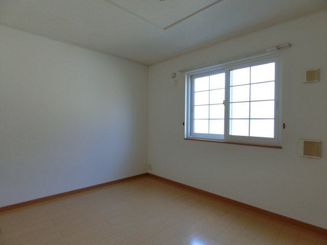 マ　ヒューナ　Ｂの洋室