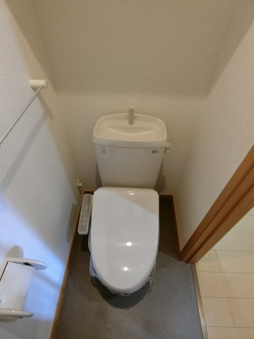 マ　ヒューナ　Ｂのトイレ