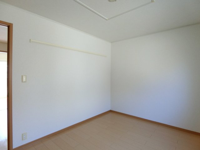 マ　ヒューナ　Ｂの洋室