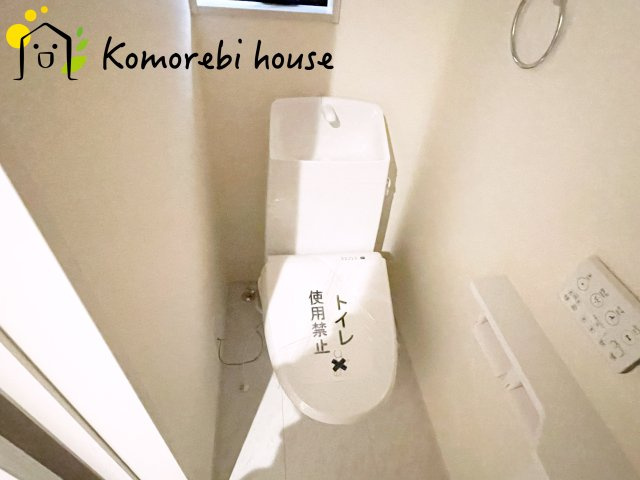 さいたま市北区植竹町1丁目　新築一戸建て　リーブルガーデン　01のトイレ|トイレもきれいです
