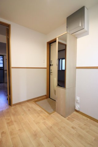 ピュア香椎参番館の居間・リビング