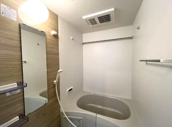 ジーメゾン名古屋楠味鋺アノリスの浴室