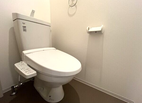 ジーメゾン名古屋楠味鋺アノリスのトイレ