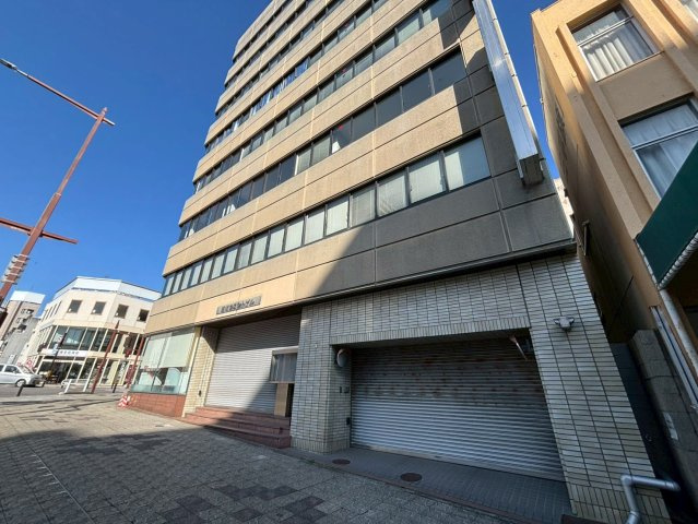 岡崎フロントビルの外観