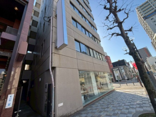 岡崎フロントビルの外観