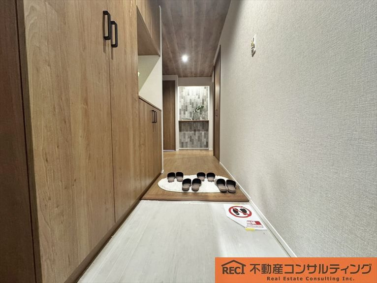 グラン・フェルティ本山の玄関