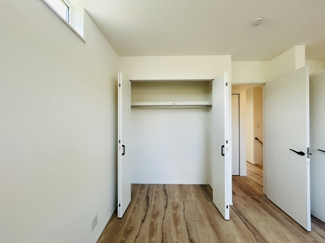 八重瀬町東風平Ⅲ　1号棟の収納|※建築中の為、同社施工例となります。
※サンプル写真となります。