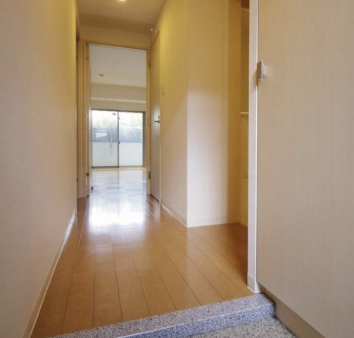 エスペランサ光が丘の玄関