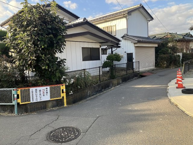 千曲市屋代　売土地の前面道路含む現地写真