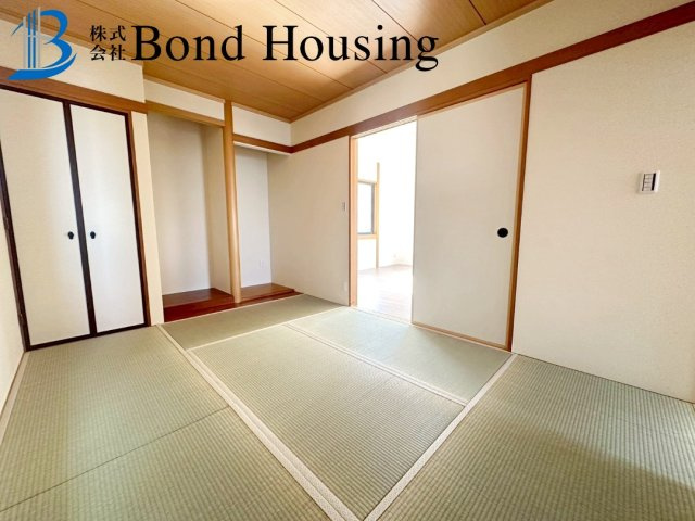 角地につき陽当り・通風良好　玉津町高津橋　築27年の和室