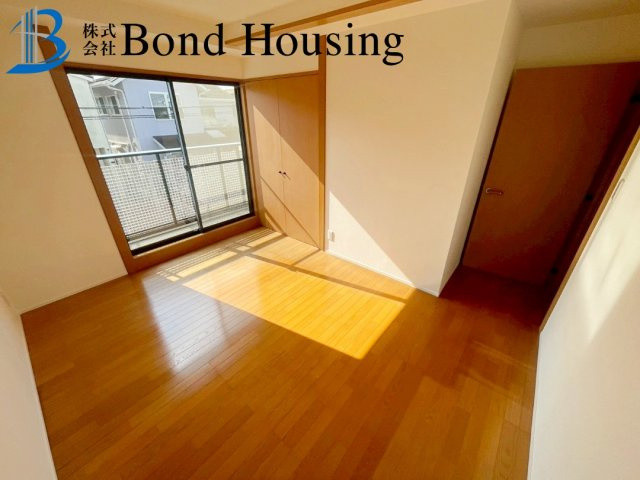 角地につき陽当り・通風良好　玉津町高津橋　築27年の子供部屋