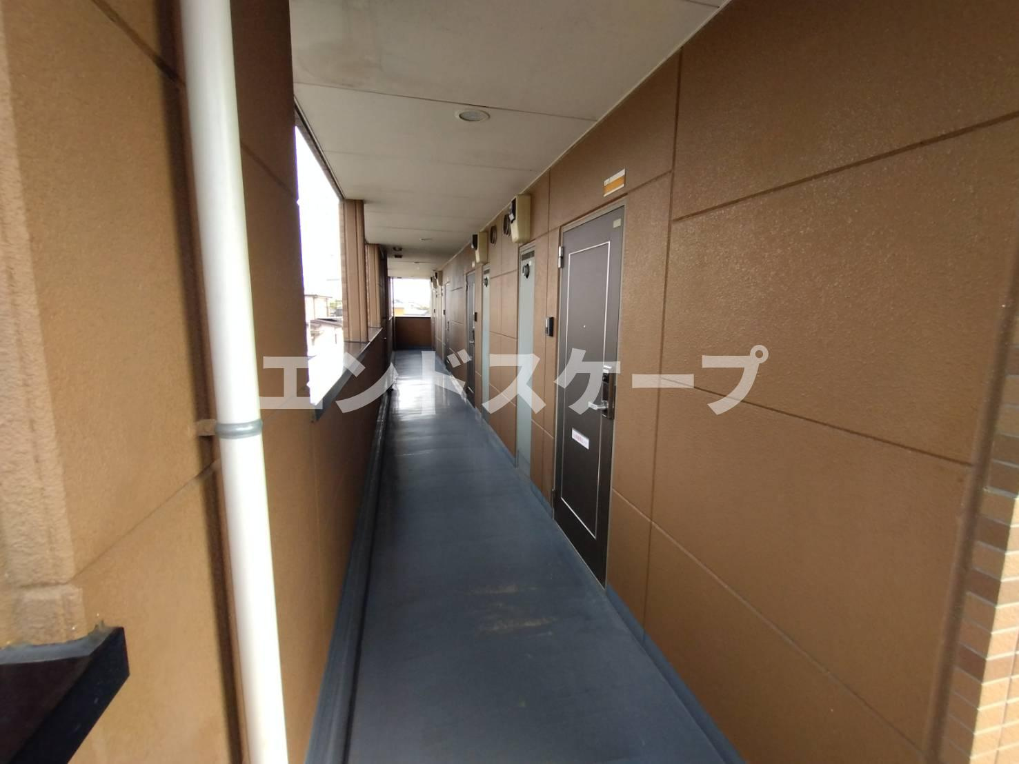 グラン・シャリオ南雲のエントランス|高崎、前橋のお部屋探しはエンドスケープまで！お客様の理想お聞かせ下さい♪