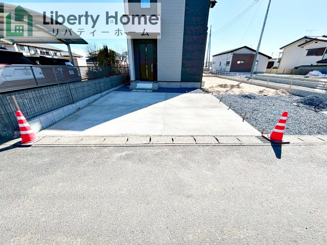 日立市東金沢町9期　新築戸建　1号棟の駐車場