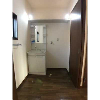 【独立洗面台】 | アークガーデン | 使いやすい独立洗面台です