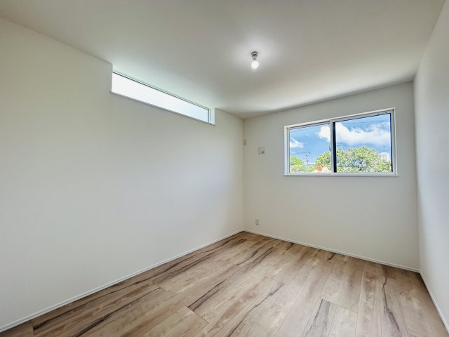 八重瀬町東風平Ⅲ　2号棟の洋室|※建築中の為、同社施工例となります。
※サンプル写真となります。